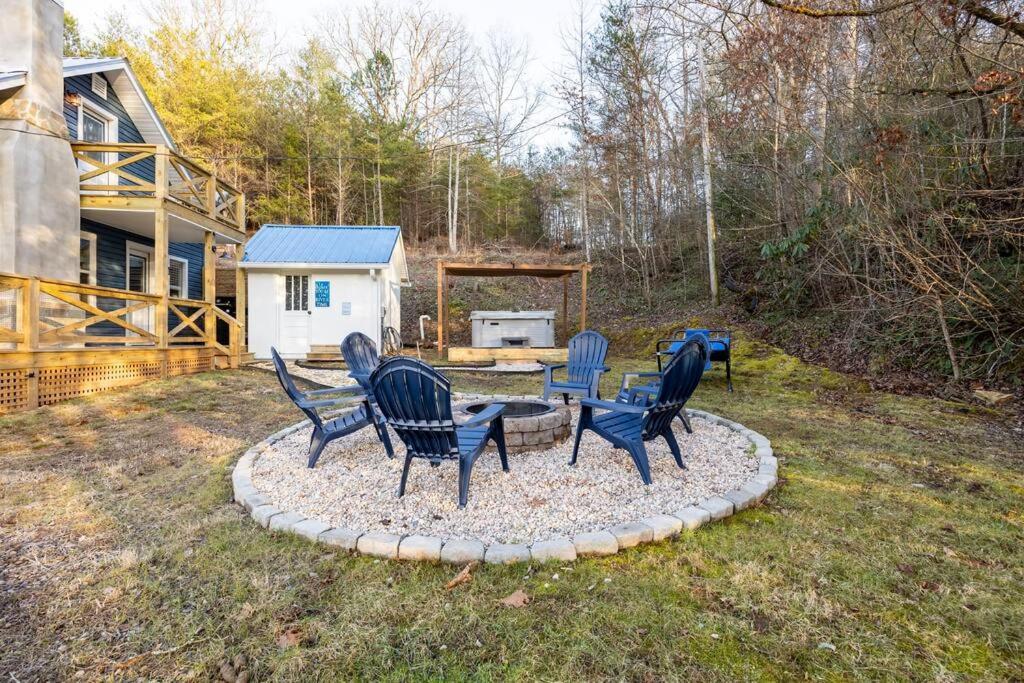 Riverside Relaxer W/Hot Tub+Fire Pit +Wifi & View Franklin Exterior photo